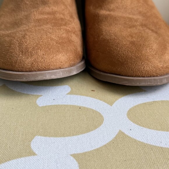 GAP Factory Chelsea Boots in Faux Suede, Cognac, Women's size 10 - Picture 4 of 14